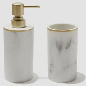 NWT  New in box! Sunday Citizen resin faux marble bath set